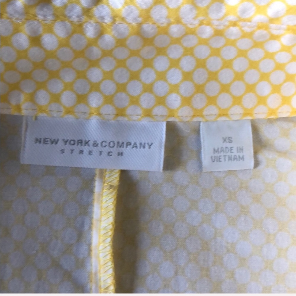 NY & Co Yellow White Career Top size XS - Picture 8 of 10